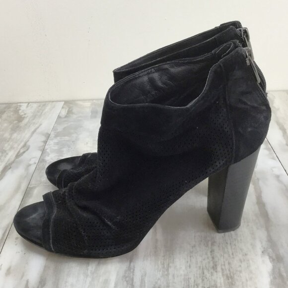 Vince Camuto Peep Toe Perforated Black Suede Booties 39.5 - Picture 9 of 9